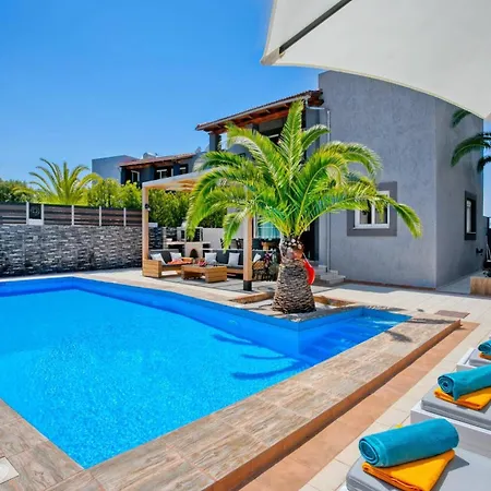 Villa Omega By Hersonissos (Crete)