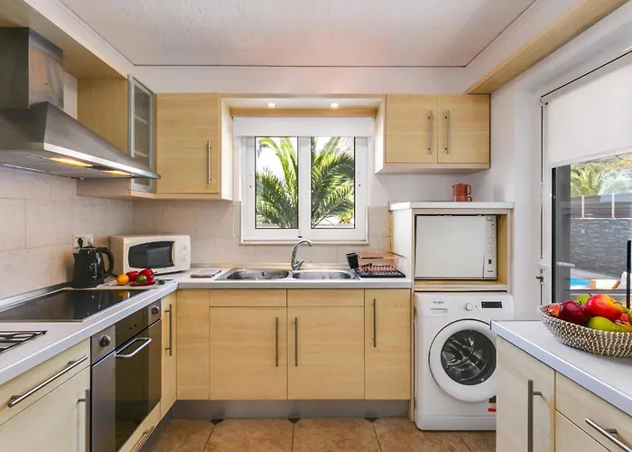 Omega By Вилла Херсониссос